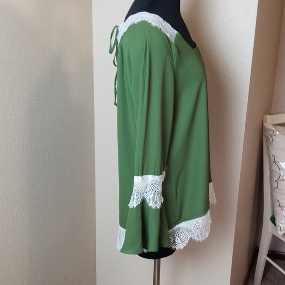 New NY Collection Bell Sleeve Lace Trim Blouse - Picture 3 of 6